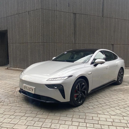 十五萬左右選性能車？東風奕派 eπ007 又快又實用，性價比直接頂格